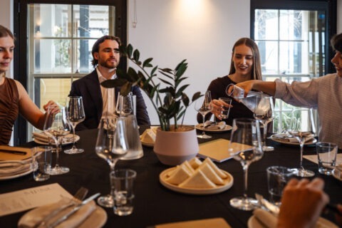 np 260409 cooee 593-(WEB ONLY)