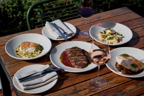 Dine by the Swan Special | $55PP
